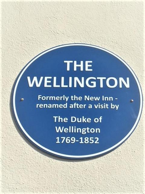 مبيت وإفطار سيفورد The Wellington المظهر الخارجي الصورة